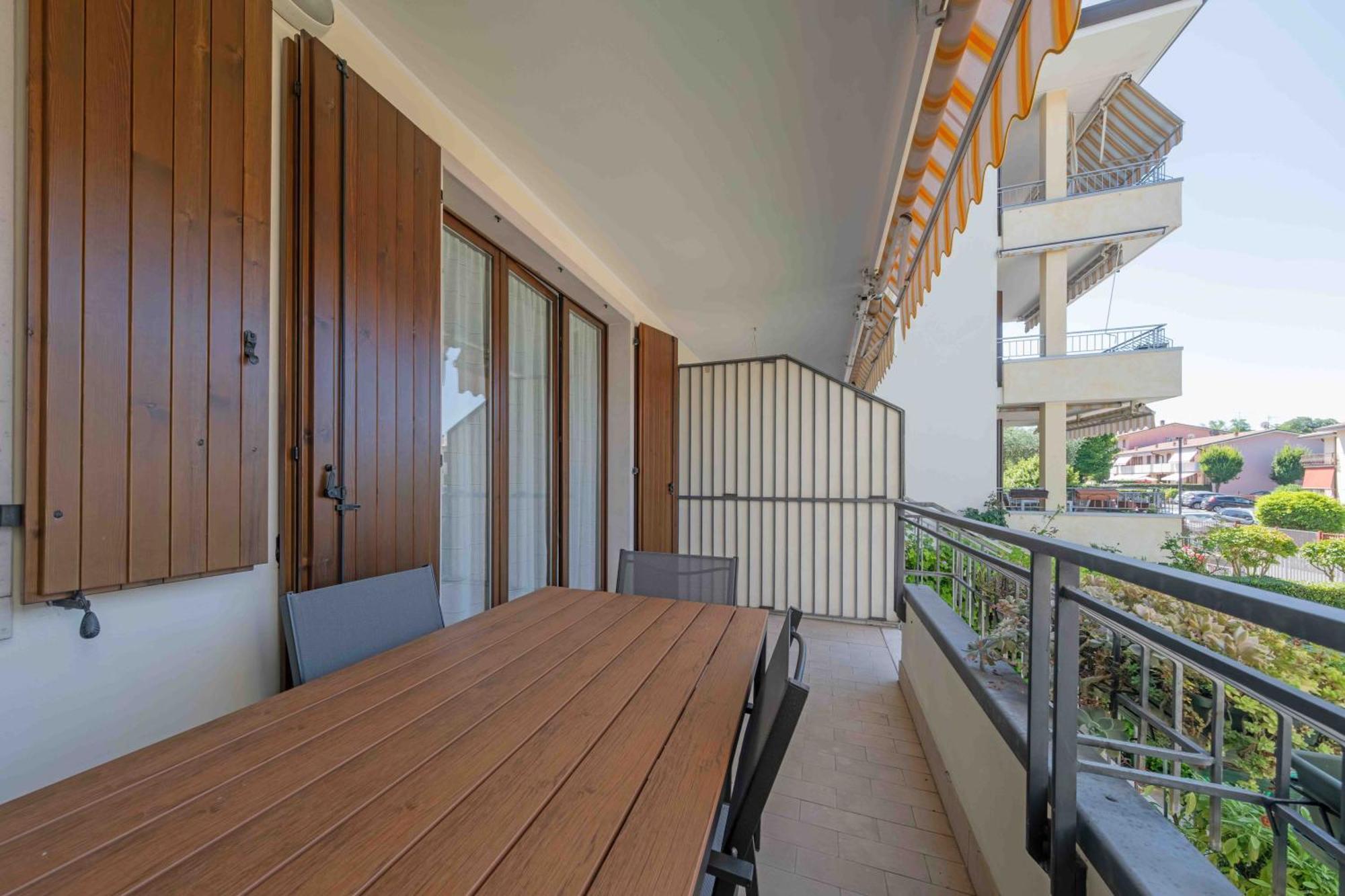 Apartmentsgarda - Residenza Elisabetta 10 Bardolino Kültér fotó
