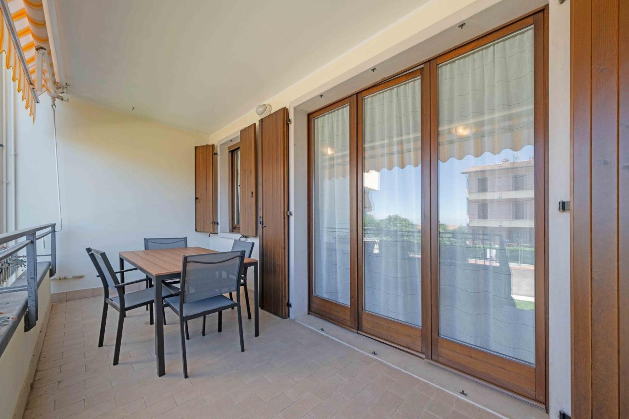 Apartmentsgarda - Residenza Elisabetta 10 Bardolino Kültér fotó