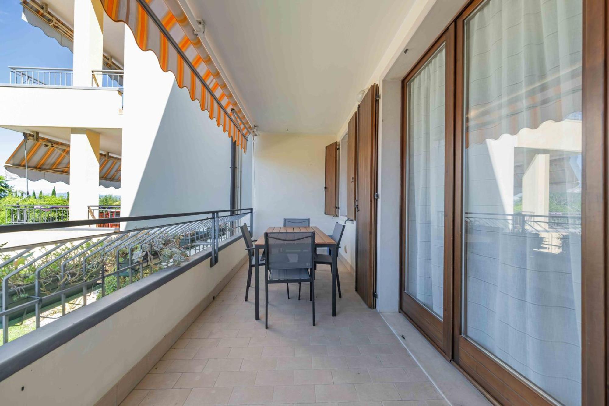 Apartmentsgarda - Residenza Elisabetta 10 Bardolino Kültér fotó